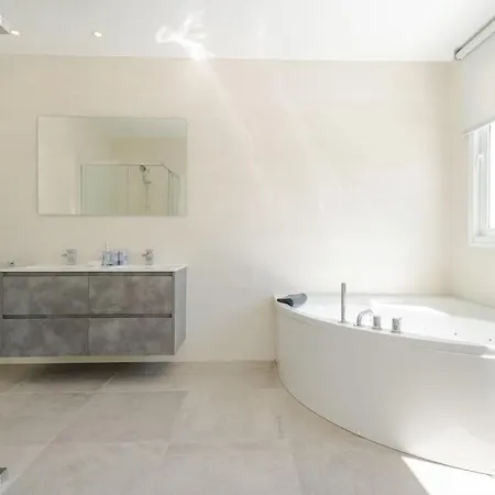 Villa Amazing With Private Pool Nueva Andalucia *