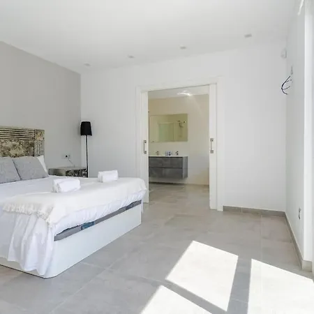 Amazing With Private Pool Nueva Andalucia *